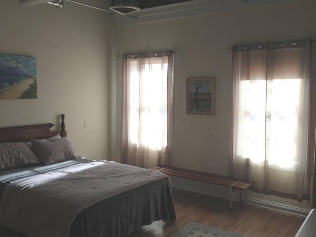 Loft Apartment W River Views Солсбері Екстер'єр фото